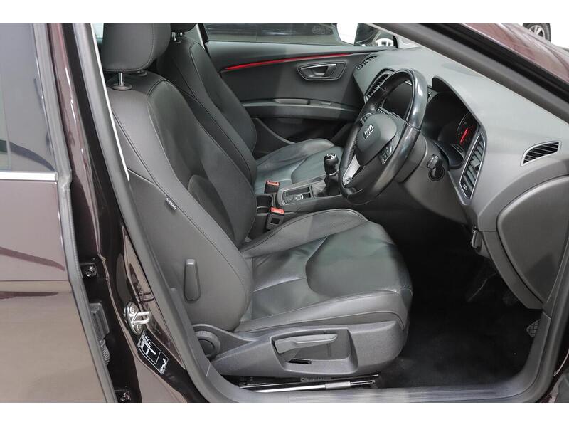 SEAT Leon 2.0 TDI XCELLENCE Technology Hatchback 5dr Diesel Manual Euro 6 (s/s) (184 ps) - U181
