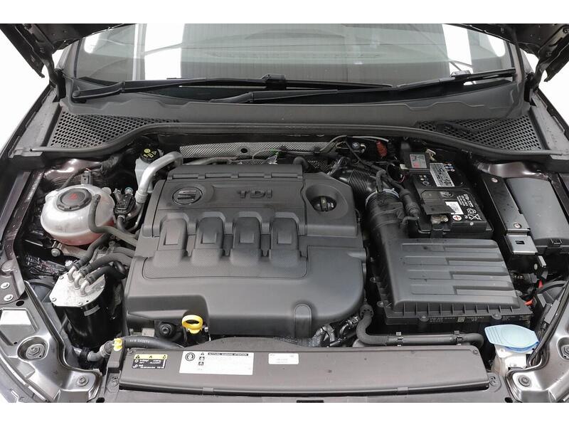 SEAT Leon 2.0 TDI XCELLENCE Technology Hatchback 5dr Diesel Manual Euro 6 (s/s) (184 ps) - U181
