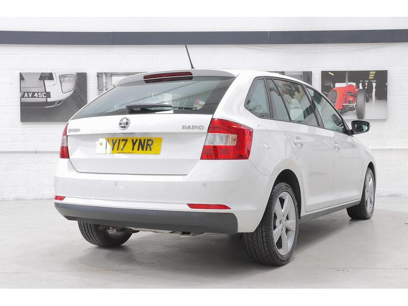 Skoda Rapid Spaceback 1.2 TSI SE Tech Euro 6 (s/s) 5dr - U185