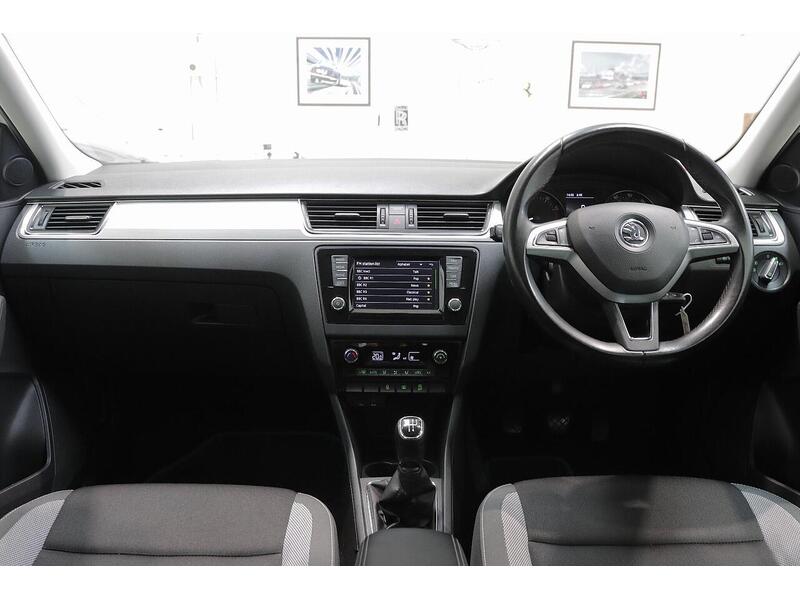 Skoda Rapid Spaceback 1.2 TSI SE Tech Euro 6 (s/s) 5dr - U185