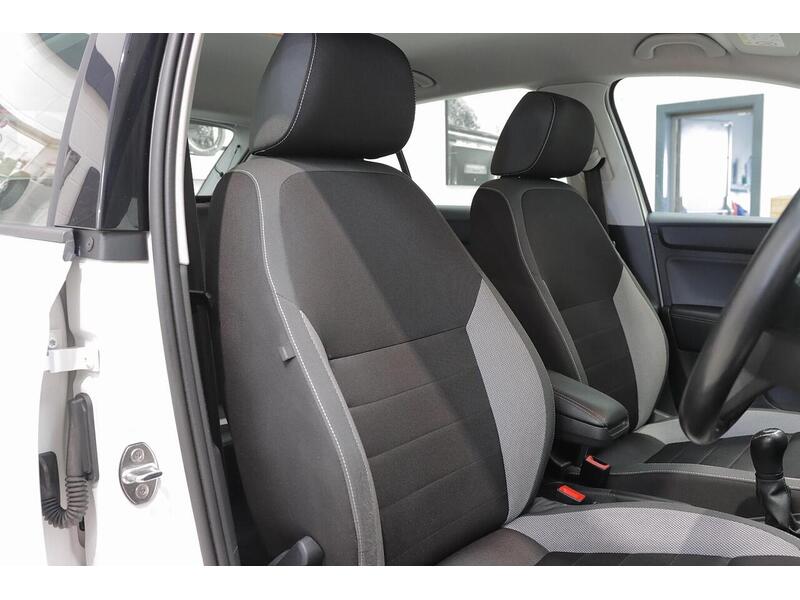 Skoda Rapid Spaceback 1.2 TSI SE Tech Euro 6 (s/s) 5dr - U185