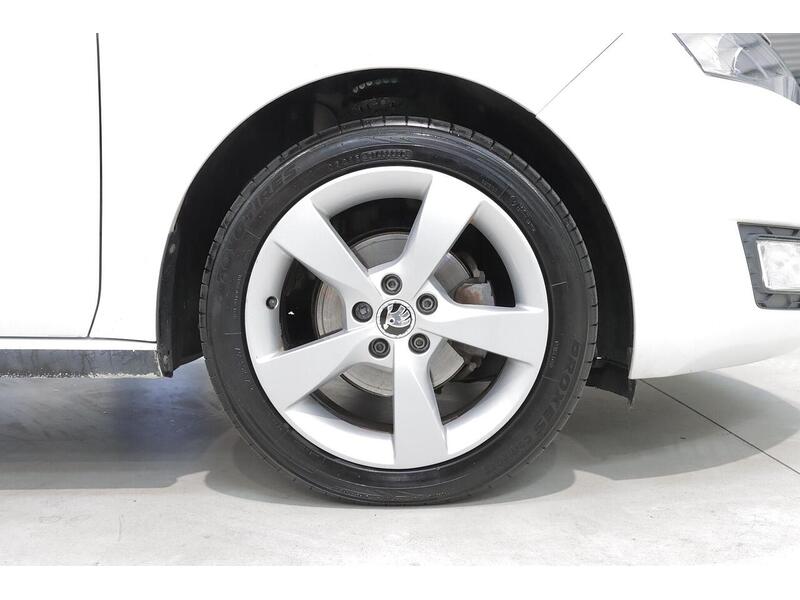 Skoda Rapid Spaceback 1.2 TSI SE Tech Euro 6 (s/s) 5dr - U185