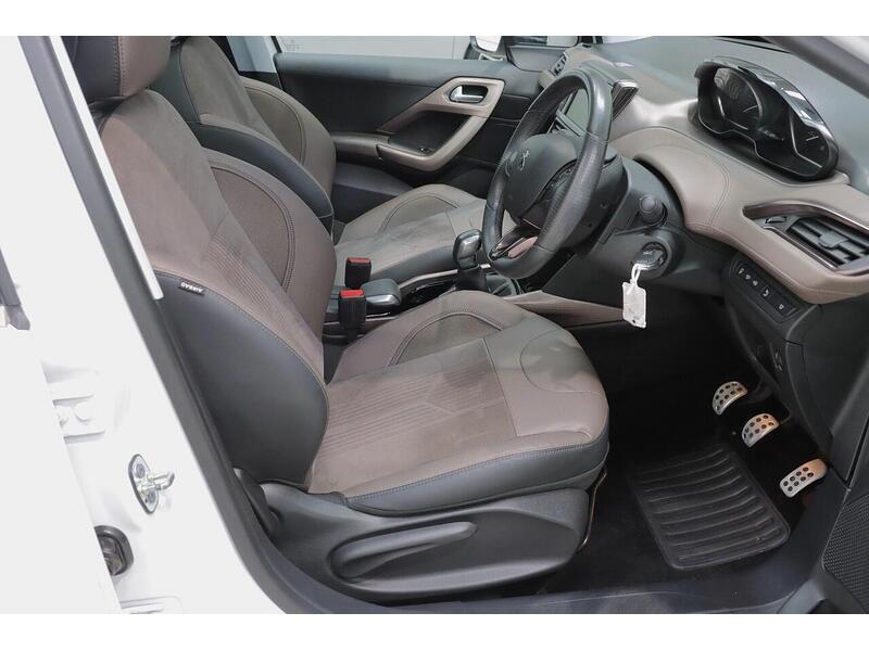 Peugeot 2008 1.6 e-HDi Feline Euro 5 (s/s) 5dr (Calima) - U190