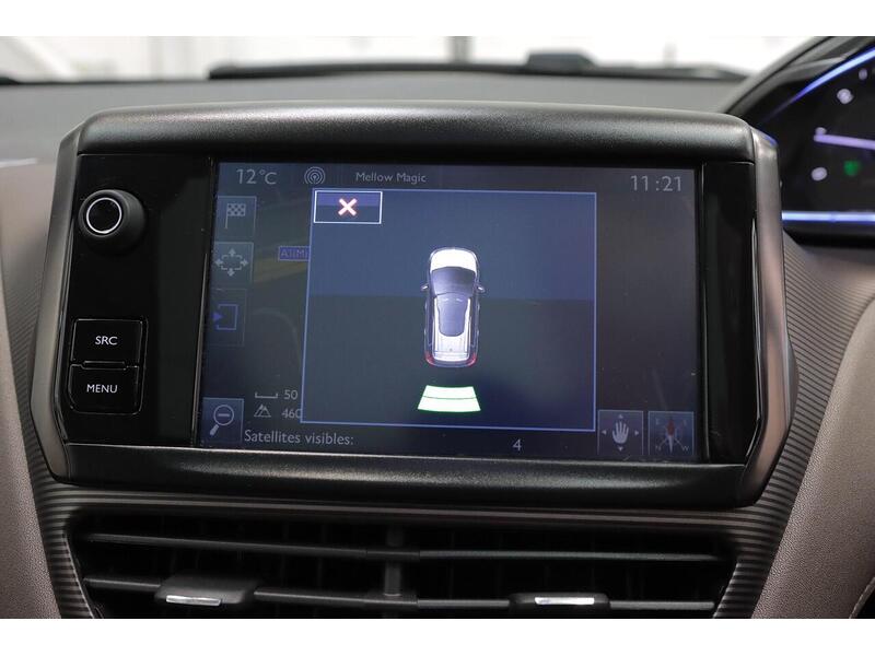 Peugeot 2008 1.6 e-HDi Feline Euro 5 (s/s) 5dr (Calima) - U190