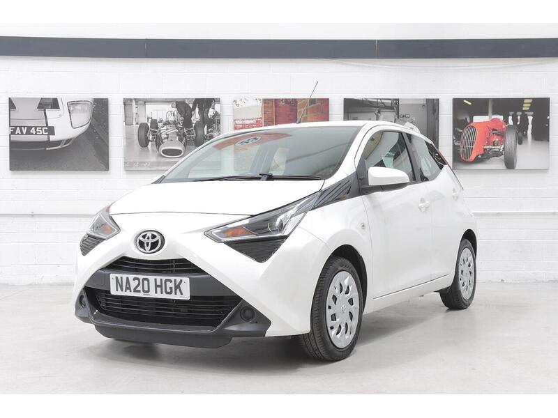 Toyota AYGO 1.0 VVT-i x-play Euro 6 5dr - U196