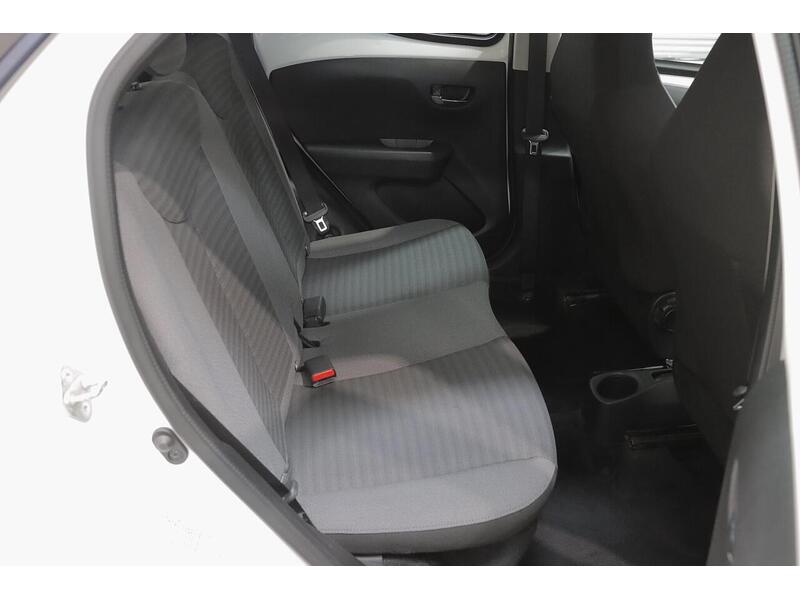 Toyota AYGO 1.0 VVT-i x-play Euro 6 5dr - U196
