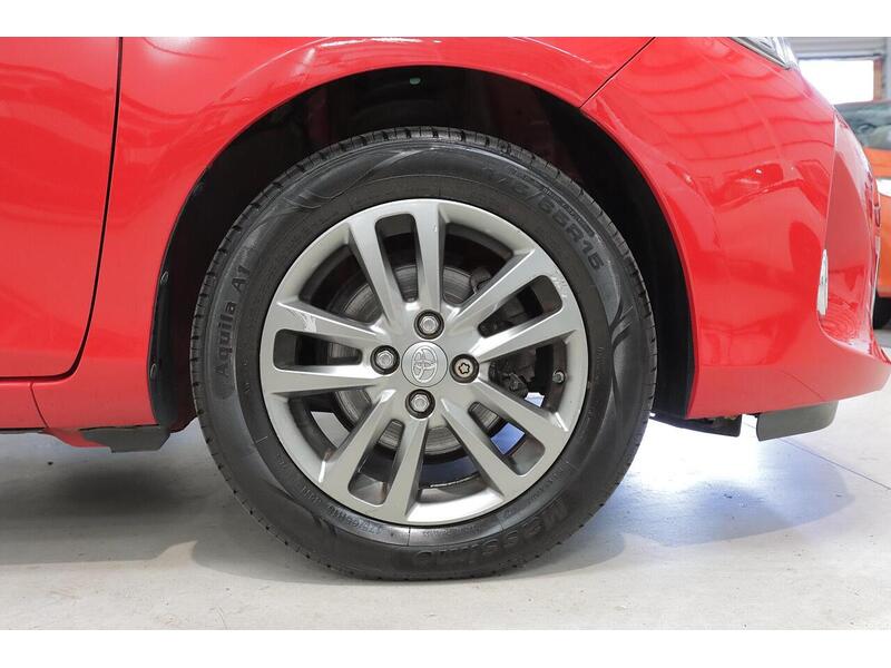 Toyota Yaris 1.33 Dual VVT-i Icon Euro 5 5dr Euro 5 - U199