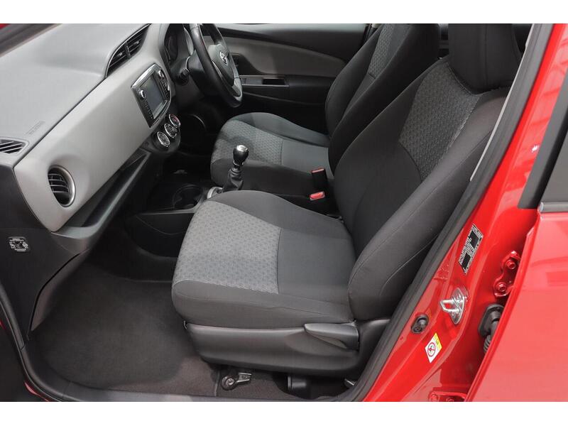Toyota Yaris 1.33 Dual VVT-i Icon Euro 5 5dr Euro 5 - U199