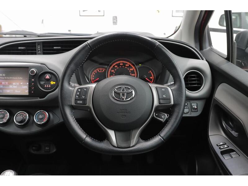 Toyota Yaris 1.33 Dual VVT-i Icon Euro 5 5dr Euro 5 - U199