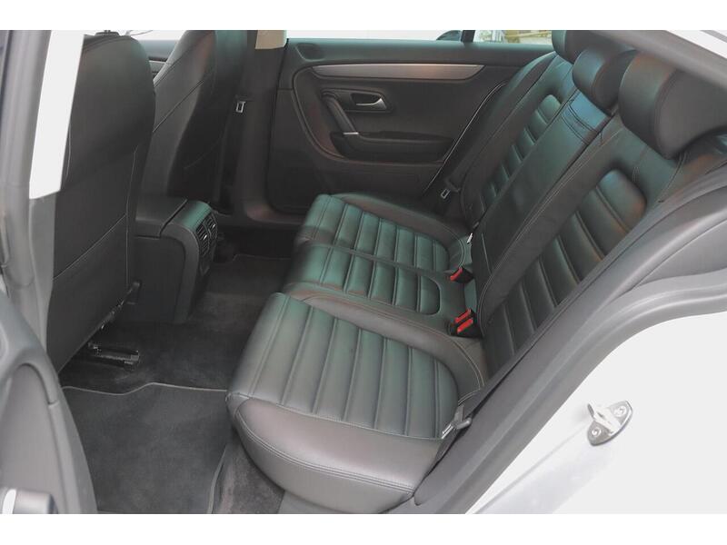 Volkswagen CC 2.0 TDI BlueMotion Tech R-Line DSG Euro 5 (s/s) 4dr - U203