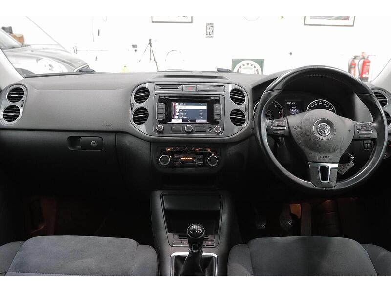 Volkswagen Tiguan 2.0 TDI BlueMotion Tech Match 4WD Euro 5 (s/s) 5dr - U204