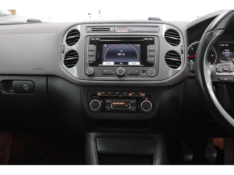 Volkswagen Tiguan 2.0 TDI BlueMotion Tech Match 4WD Euro 5 (s/s) 5dr - U204