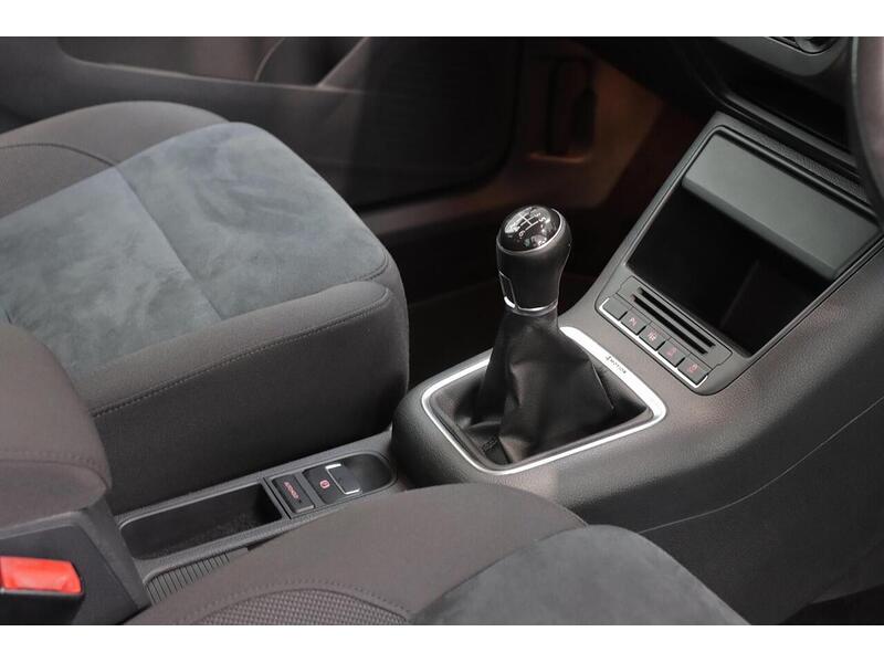 Volkswagen Tiguan 2.0 TDI BlueMotion Tech Match 4WD Euro 5 (s/s) 5dr - U204