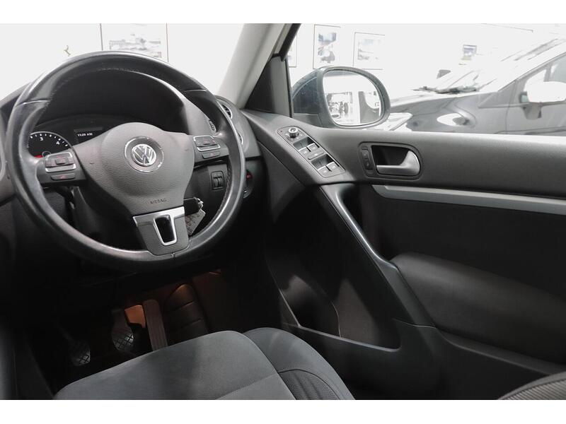 Volkswagen Tiguan 2.0 TDI BlueMotion Tech Match 4WD Euro 5 (s/s) 5dr - U204