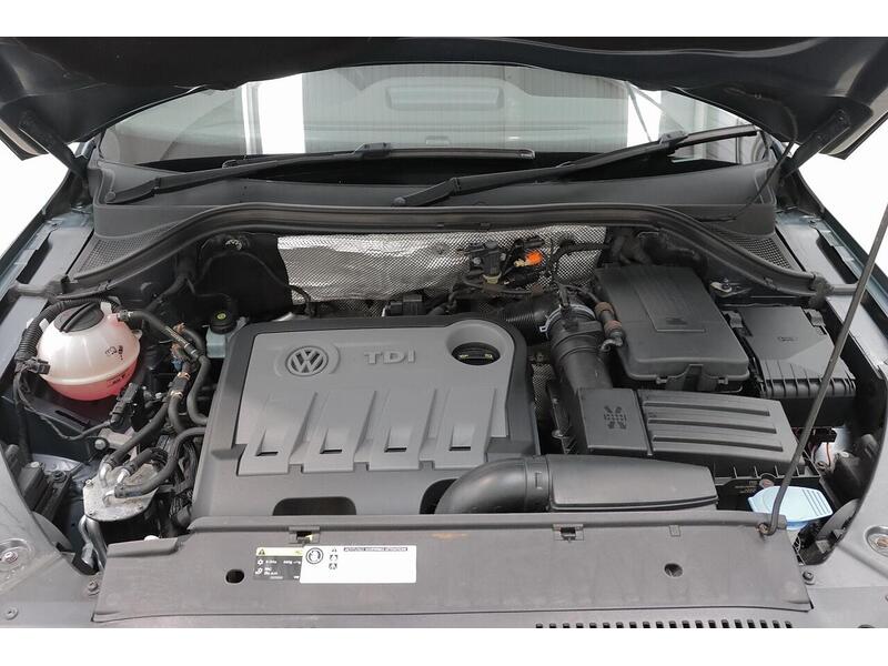 Volkswagen Tiguan 2.0 TDI BlueMotion Tech Match 4WD Euro 5 (s/s) 5dr - U204