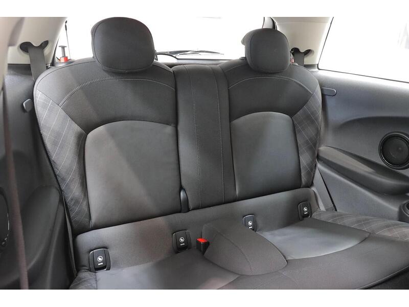 MINI Hatch 1.5 Cooper Euro 6 (s/s) 3dr - U206