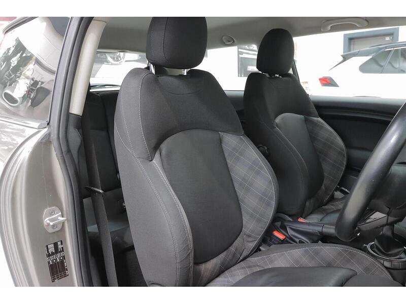 MINI Hatch 1.5 Cooper Euro 6 (s/s) 3dr - U206