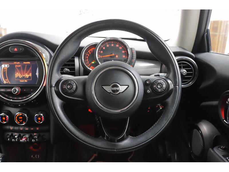 MINI Hatch 1.5 Cooper Euro 6 (s/s) 3dr - U206