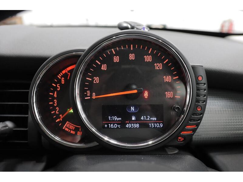 MINI Hatch 1.5 Cooper Euro 6 (s/s) 3dr - U206