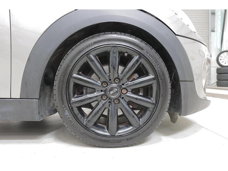 MINI Hatch 1.5 Cooper Euro 6 (s/s) 3dr - U206