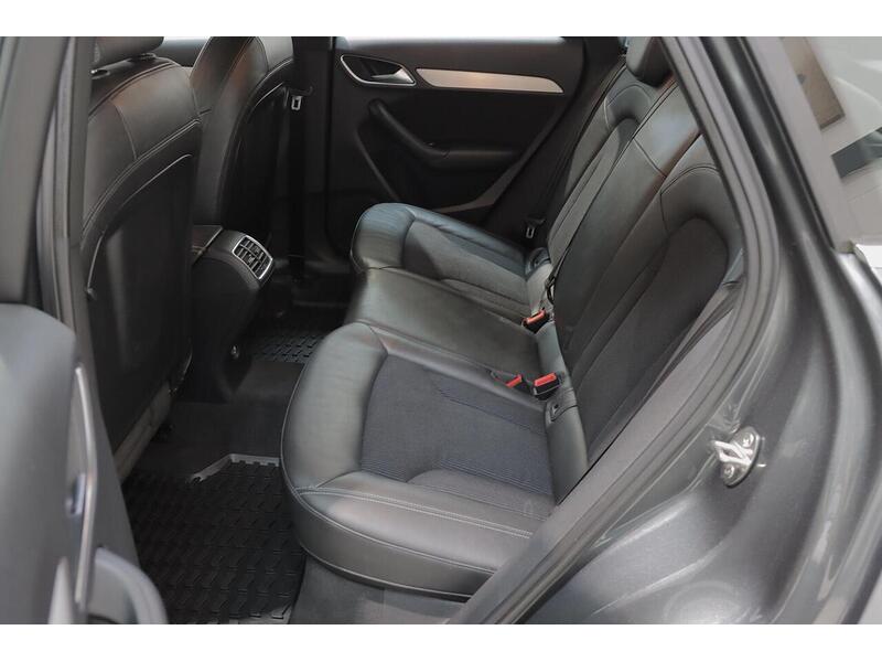 Audi Q3 2.0 TDI S line Euro 5 (s/s) 5dr - U209