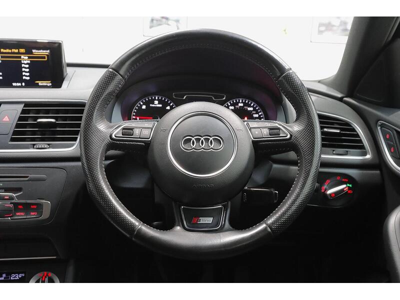 Audi Q3 2.0 TDI S line Euro 5 (s/s) 5dr - U209