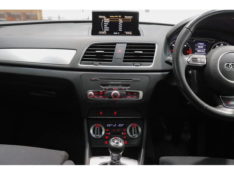 Audi Q3 2.0 TDI S line Euro 5 (s/s) 5dr - U209