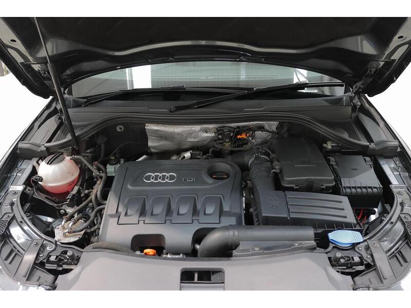 Audi Q3 2.0 TDI S line Euro 5 (s/s) 5dr - U209