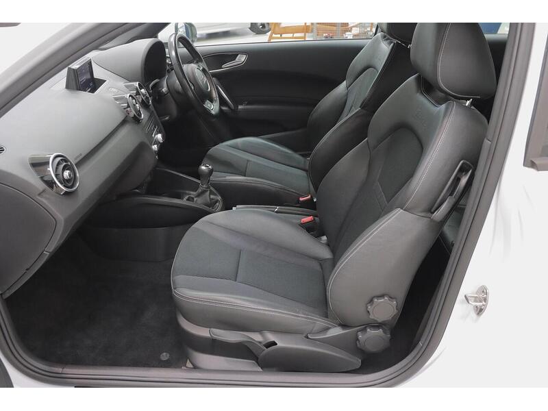 Audi A1 1.4 TFSI S line Euro 6 (s/s) 3dr - U211
