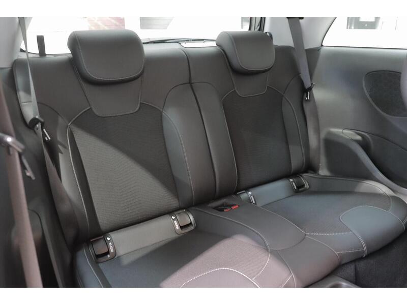 Vauxhall ADAM 1.2i ecoFLEX ENERGISED Euro 6 (s/s) 3dr - U217