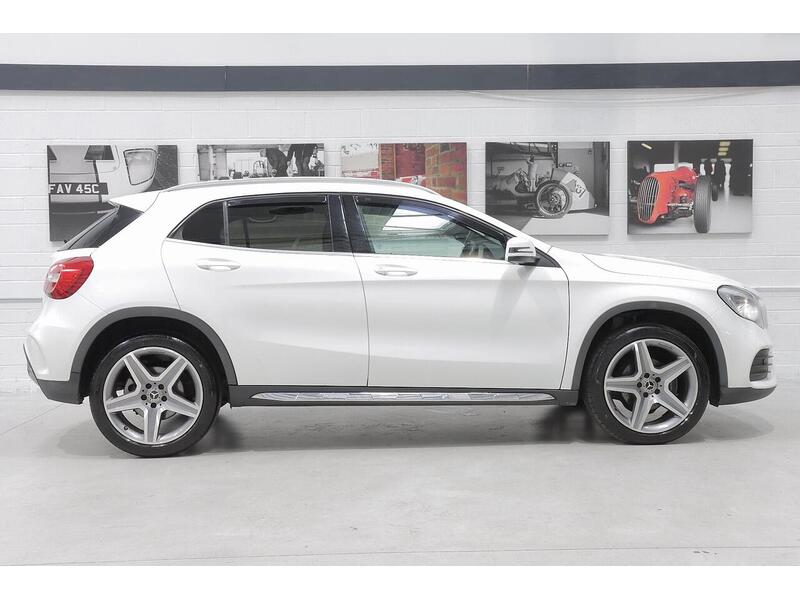 Mercedes-Benz GLA 1.6 GLA200 AMG Line Euro 6 (s/s) 5dr - U218