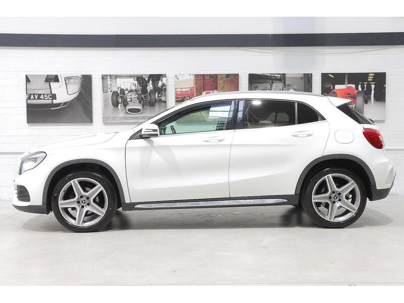 Mercedes-Benz GLA 1.6 GLA200 AMG Line Euro 6 (s/s) 5dr - U218