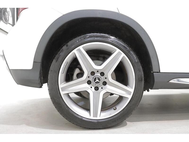Mercedes-Benz GLA 1.6 GLA200 AMG Line Euro 6 (s/s) 5dr - U218