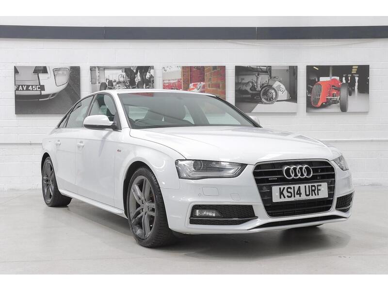 Audi A4 2.0 TDI S line S Tronic quattro Euro 5 (s/s) 4dr - U223