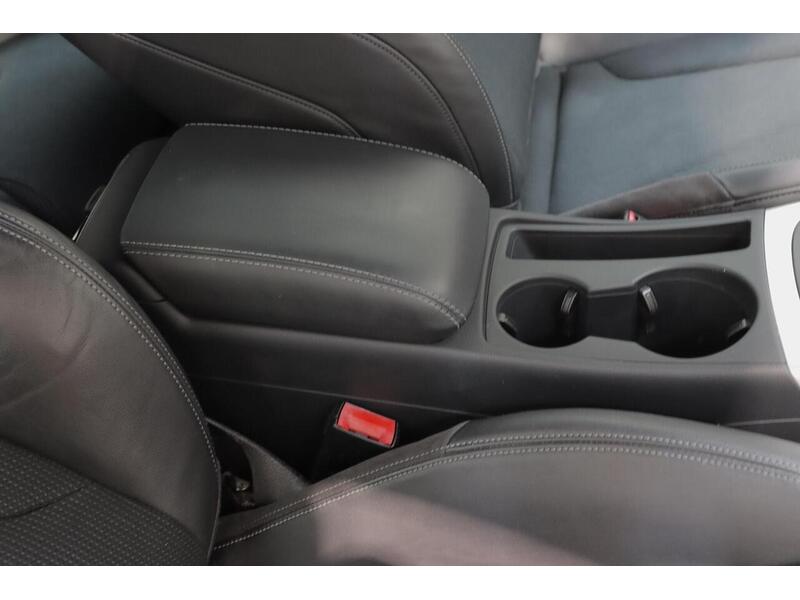 Audi A4 2.0 TDI S line S Tronic quattro Euro 5 (s/s) 4dr - U223