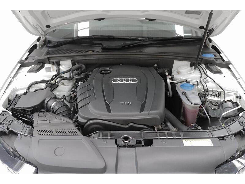 Audi A4 2.0 TDI S line S Tronic quattro Euro 5 (s/s) 4dr - U223