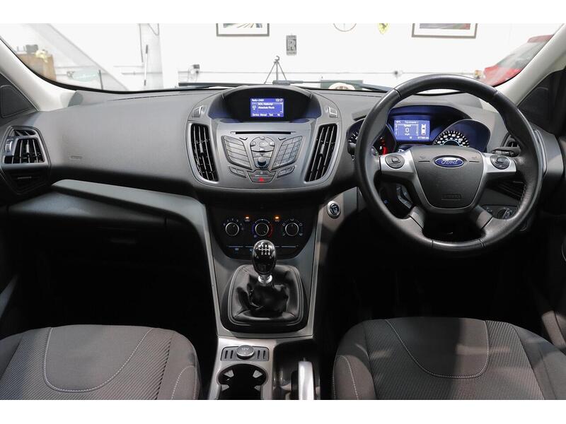 Ford Kuga 2.0 TDCi Zetec 2WD Euro 6 (s/s) 5dr - U231