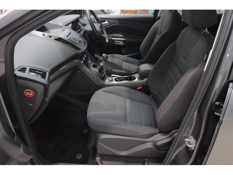 Ford Kuga 2.0 TDCi Zetec 2WD Euro 6 (s/s) 5dr - U231