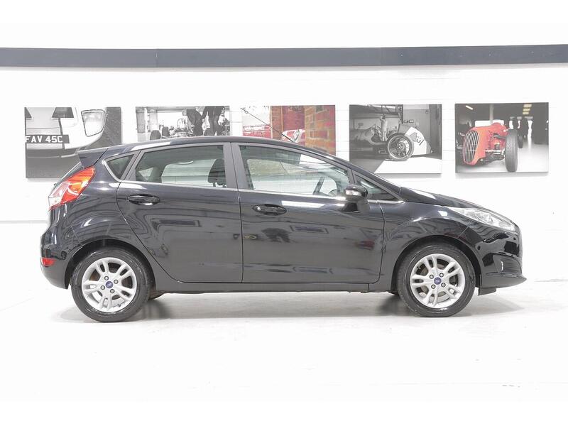 Ford Fiesta 1.25 Zetec Euro 5 5dr - U232
