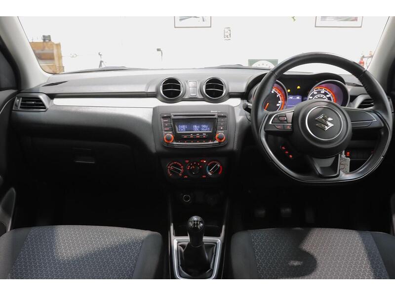 Suzuki Swift 1.2 Dualjet Attitude Euro 6 (s/s) 5dr - U236