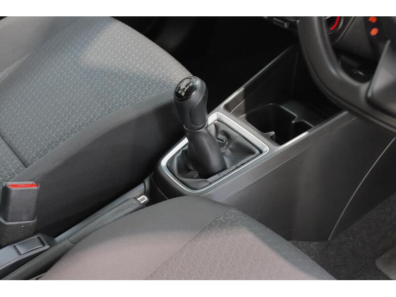 Suzuki Swift 1.2 Dualjet Attitude Euro 6 (s/s) 5dr - U236