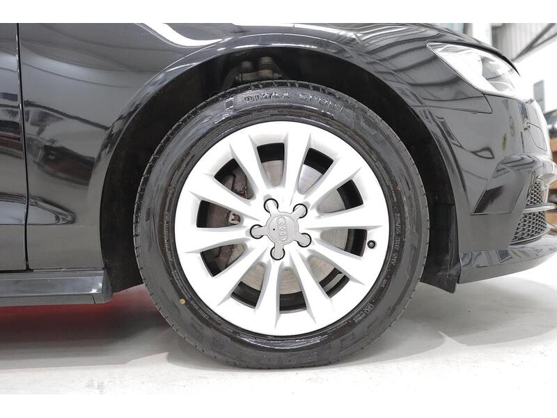 Audi A6 Saloon 2.0 TDI ultra SE Executive S Tronic Euro 6 (s/s) 4dr - U239