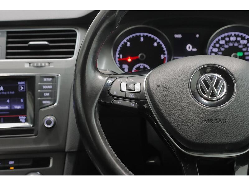 Volkswagen Golf 2.0 TDI BlueMotion Tech SE DSG Euro 5 (s/s) 5dr - U240