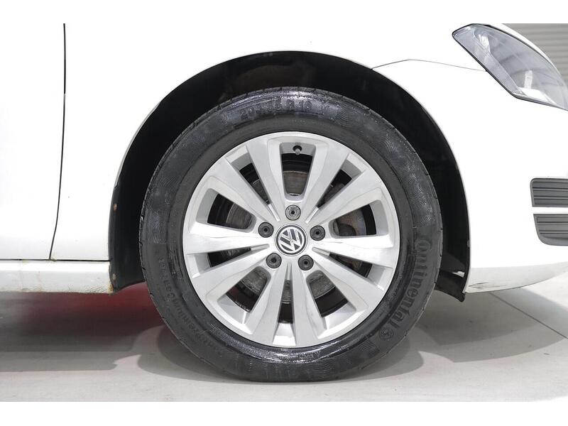 Volkswagen Golf 2.0 TDI BlueMotion Tech SE DSG Euro 5 (s/s) 5dr - U240