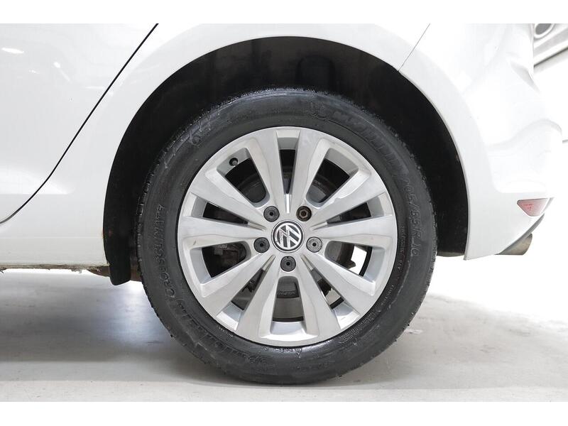 Volkswagen Golf 2.0 TDI BlueMotion Tech SE DSG Euro 5 (s/s) 5dr - U240