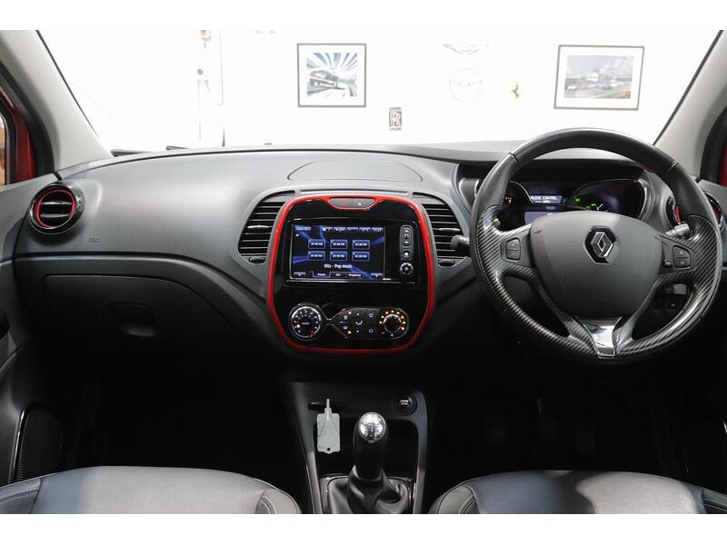 Renault Captur 0.9 TCe ENERGY Signature Nav Euro 6 (s/s) 5dr - U241