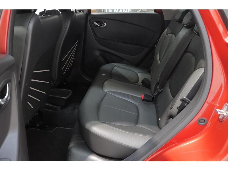 Renault Captur 0.9 TCe ENERGY Signature Nav Euro 6 (s/s) 5dr - U241