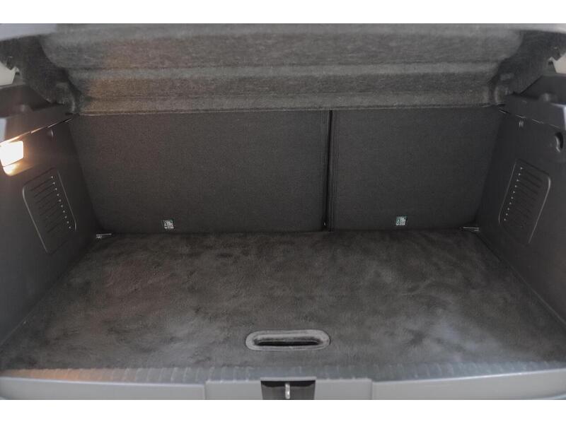 Renault Captur 0.9 TCe ENERGY Signature Nav Euro 6 (s/s) 5dr - U241
