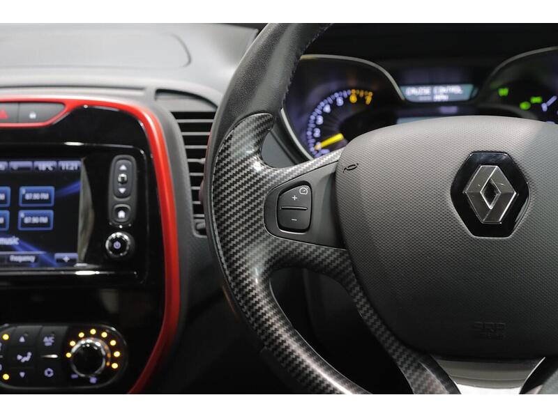 Renault Captur 0.9 TCe ENERGY Signature Nav Euro 6 (s/s) 5dr - U241