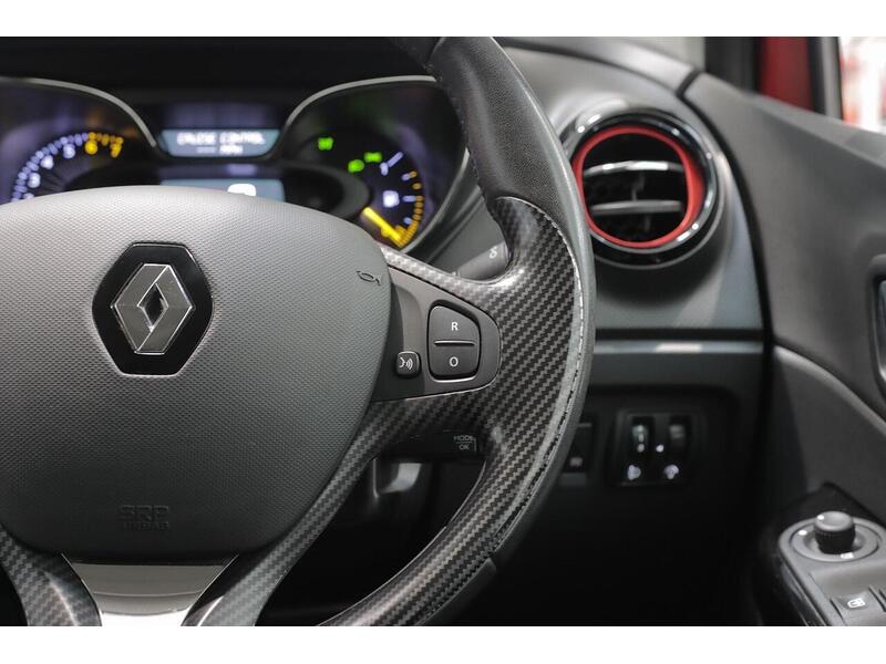 Renault Captur 0.9 TCe ENERGY Signature Nav Euro 6 (s/s) 5dr - U241